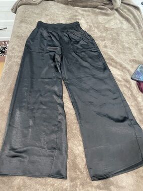 Simply Vera Vera Wang Black Satin Elastic Waist Pants